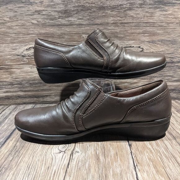 Clarks Soft Cushion Marigold Slip Ons SZ 7 13288 - Picture 3 of 8